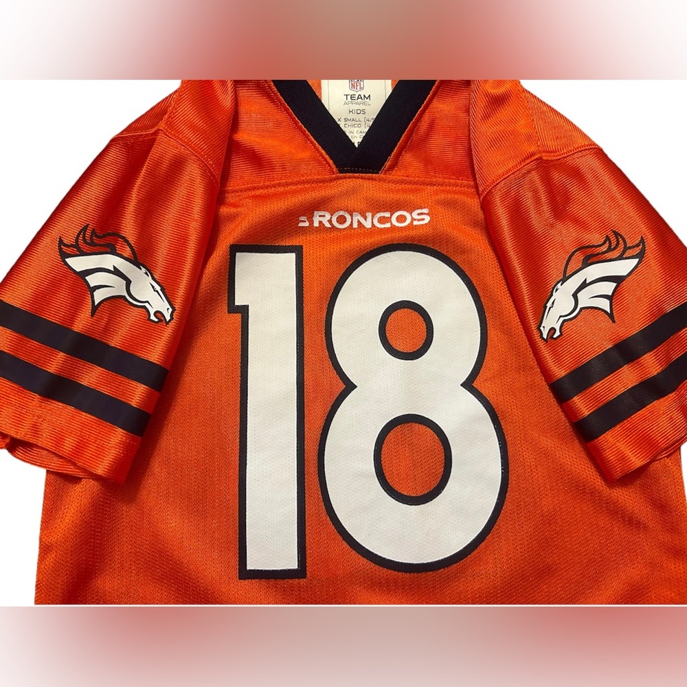Peyton Manning Denver Broncos NFL Team
Apparel Youth Jersey, XS (4/5) - Picture 3 of 8